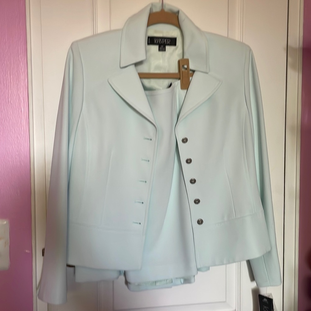 Women’s Suit Set